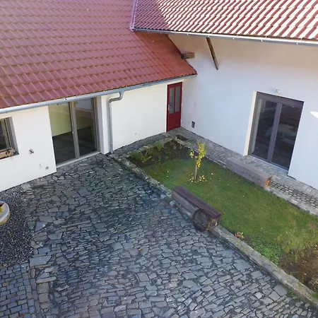 Deduv Grunt Apartment Tyn nad Becvou